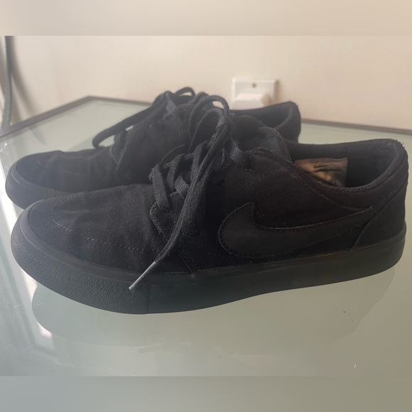 Nike SB Portmore - Black Canvas Sneakers - Size 4 US / 36 EU - Picture 4 of 11